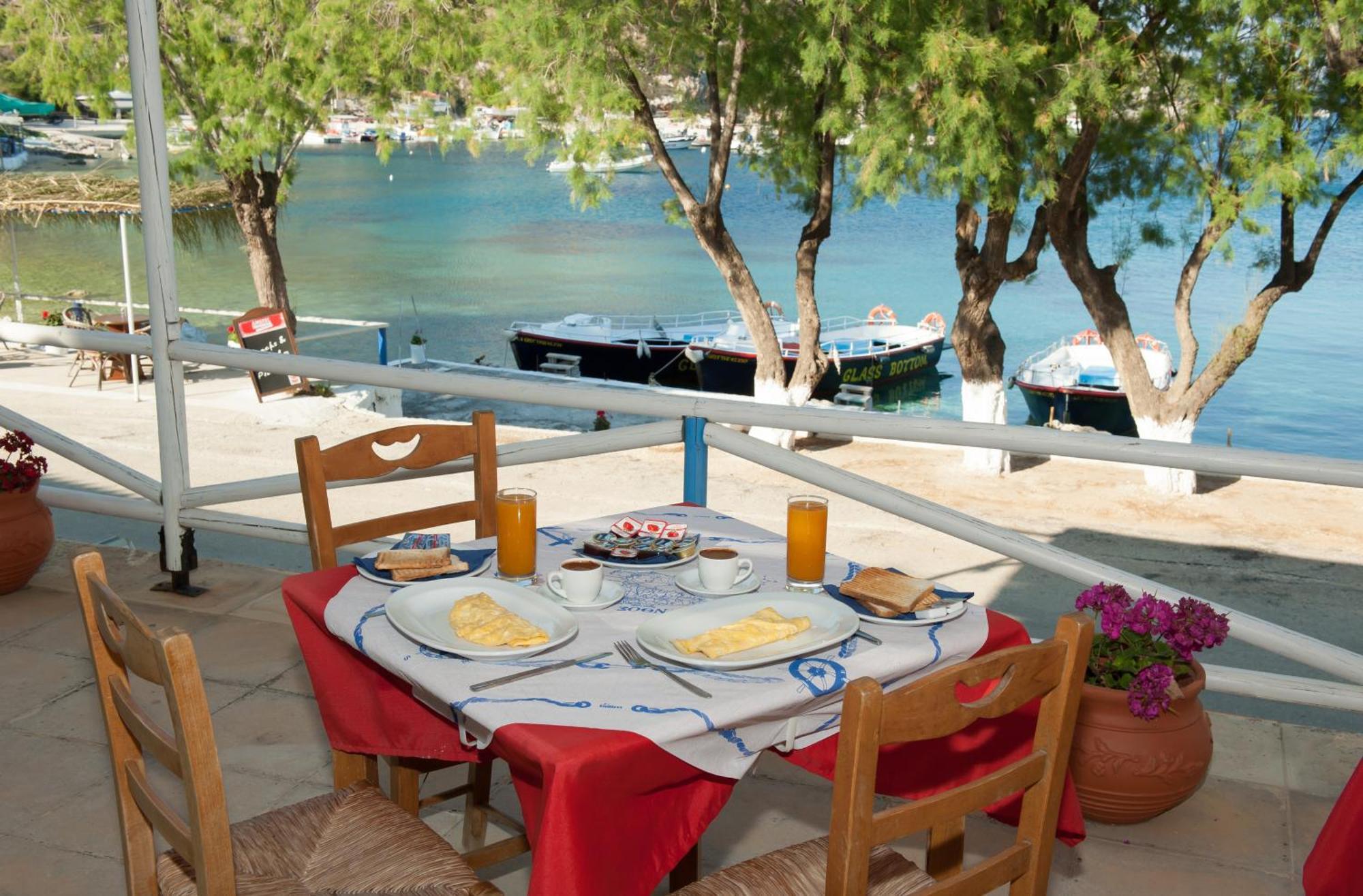 La Grotta Hotel 2*